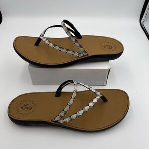 Chaco  Abbey Black and White Strappy Sandals Women's sz. 11W